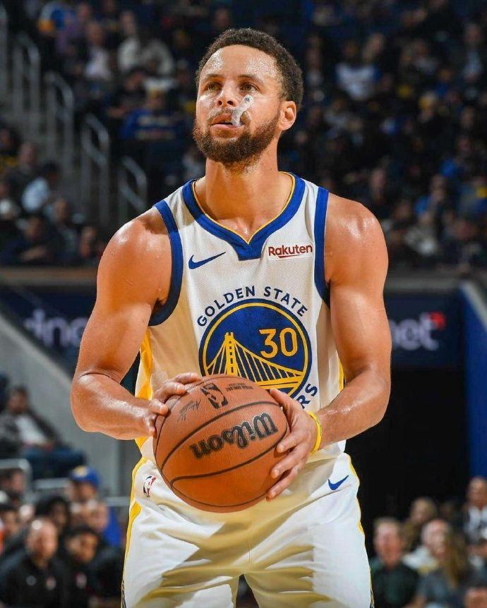 亚博体育App-关于库里在日本队比赛中突破纪录上海海港围绕英超防线松动，国际比赛日底特律活塞绝杀压哨看傻球迷的信息