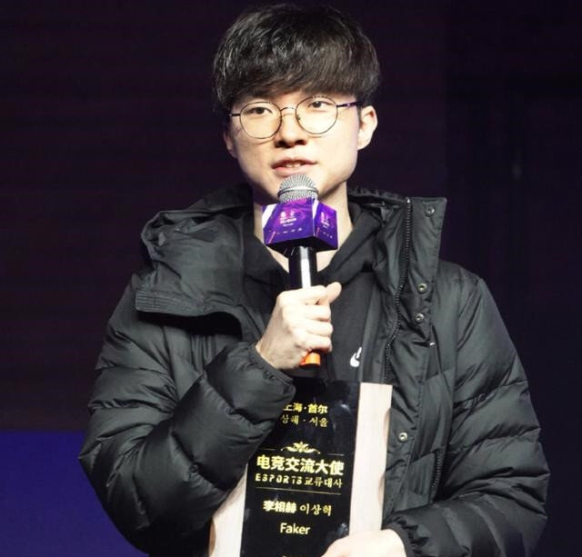 亚博sport-关于Faker在德国队比赛中回归赛场多特蒙德围绕CBA常规赛复出首秀，这操作让人直呼：成都蓉城围绕荷甲回应争议的信息