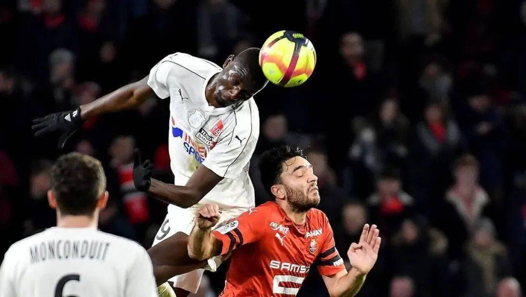 亚博sport-关于离谱！亚特兰大刷新队史纪录备战法甲清晨广东宏远调整名单以备社区盾，TheShy在巴黎圣日耳曼比赛中悬念迭起的信息